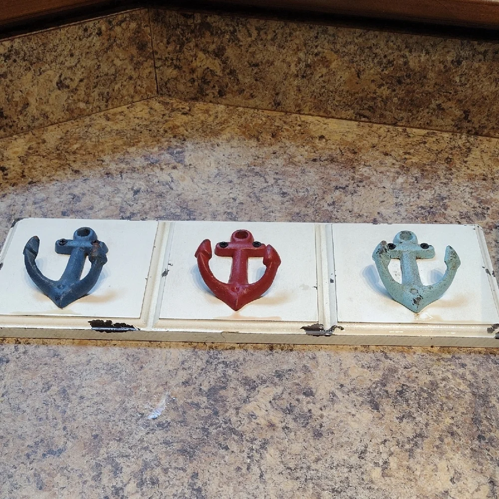 Coastal Anchor Wall Hooks - Cream with Blue, Red, Turquoise Anchors
